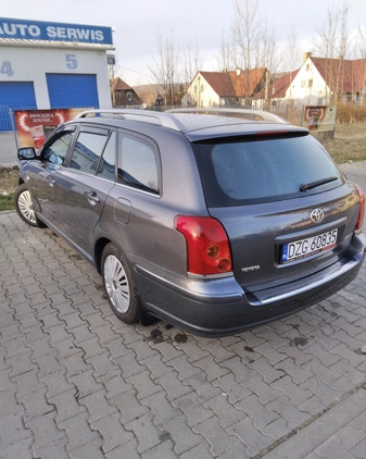 Toyota Avensis cena 16000 przebieg: 220000, rok produkcji 2006 z Bogatynia małe 137